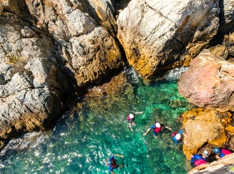 Excursion coasteering La Herradura Maro