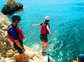 donde hacer coasteering granada