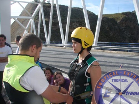 Donde se puede saltar de Puenting en Granada